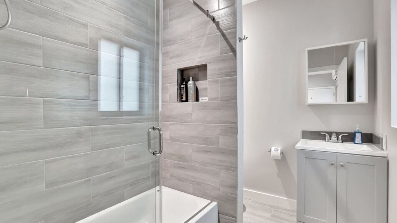 Photo of Bathroom in Central Beach