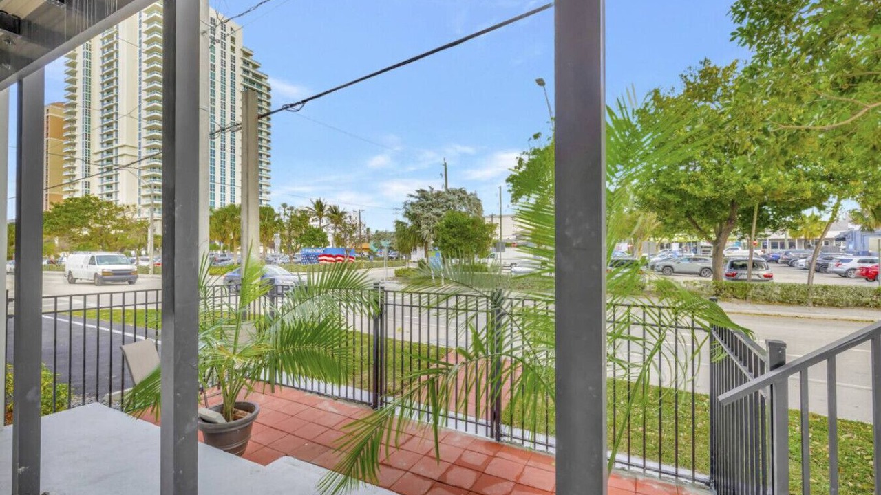 Photo of Outdoor in Central Beach