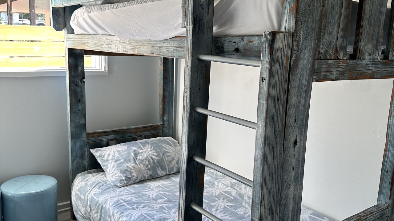 Photo of Bedroom in Surfside