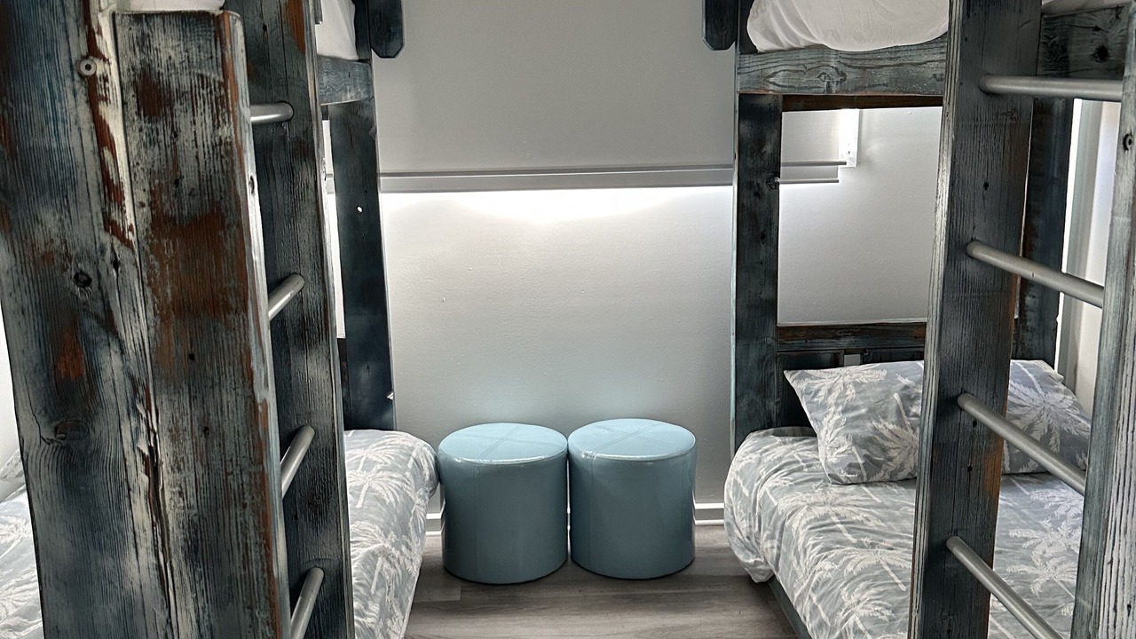 Photo of Bedroom in Surfside