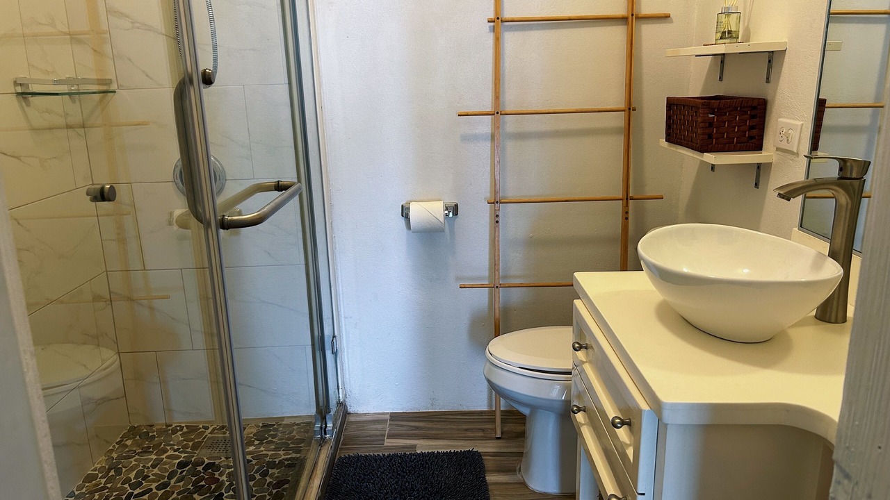 Photo of Bathroom in East End