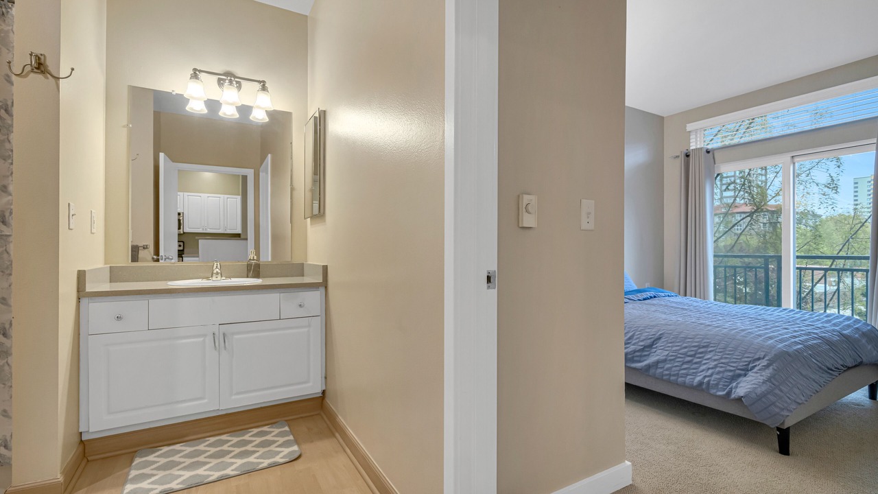 Photo of Bedroom in Belltown