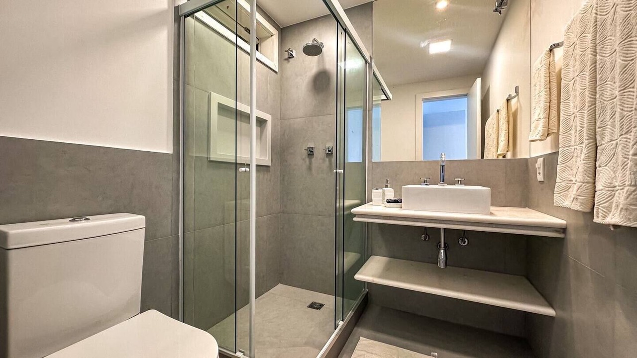 Photo of Bathroom in Portogalo