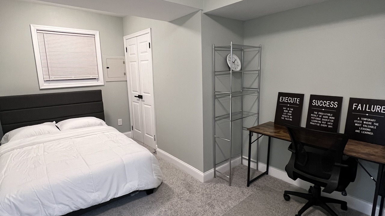 Photo of Bedroom in Laurel