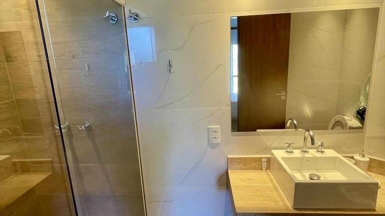 Photo of Bathroom in Portogalo