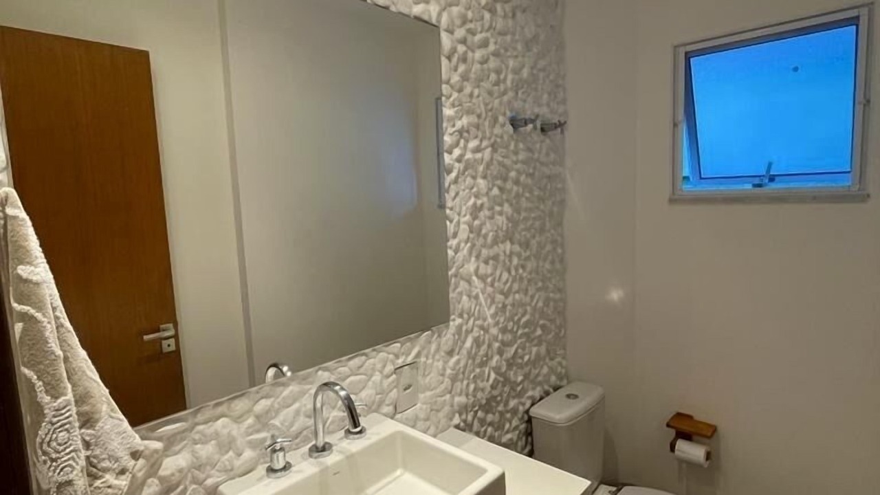 Photo of Bathroom in Portogalo