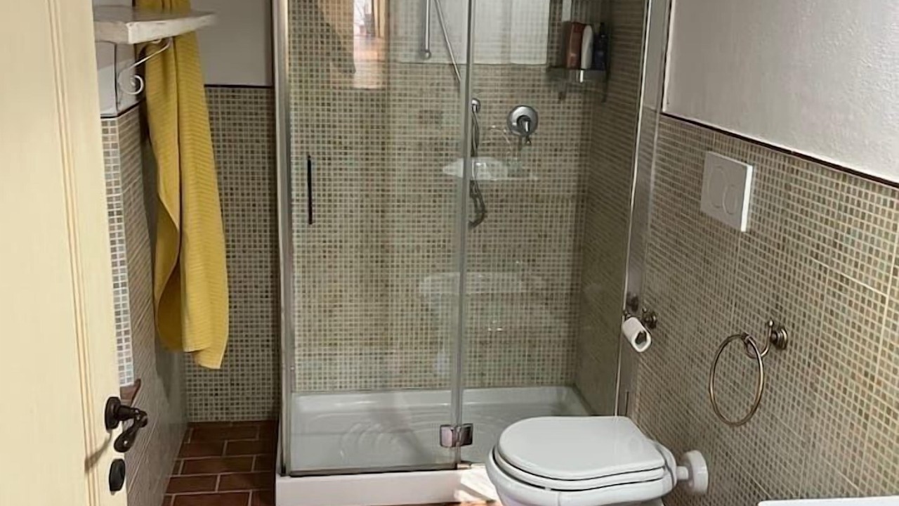 Photo of Bathroom in Buti