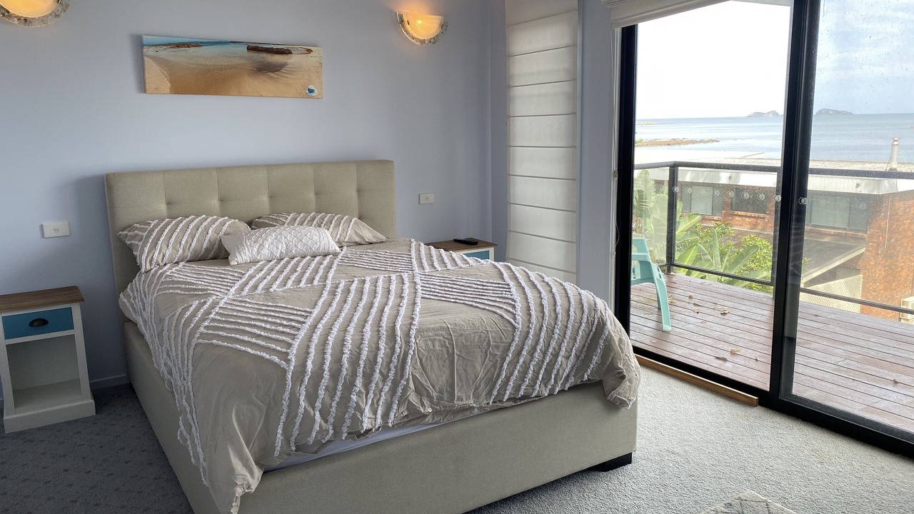 Photo of Bedroom in Long Beach