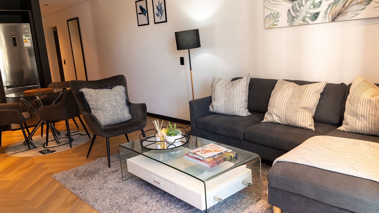 Photo of Livingroom in Century City