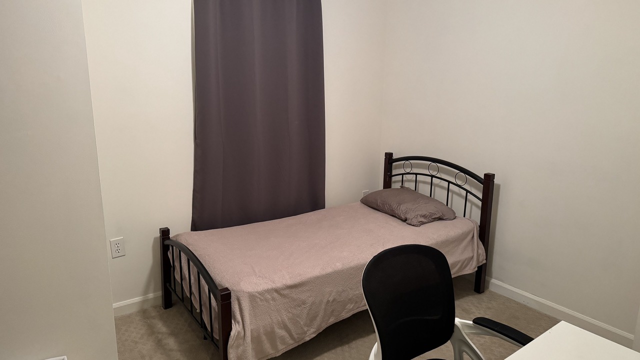 Photo of Bedroom in Garfield Heights