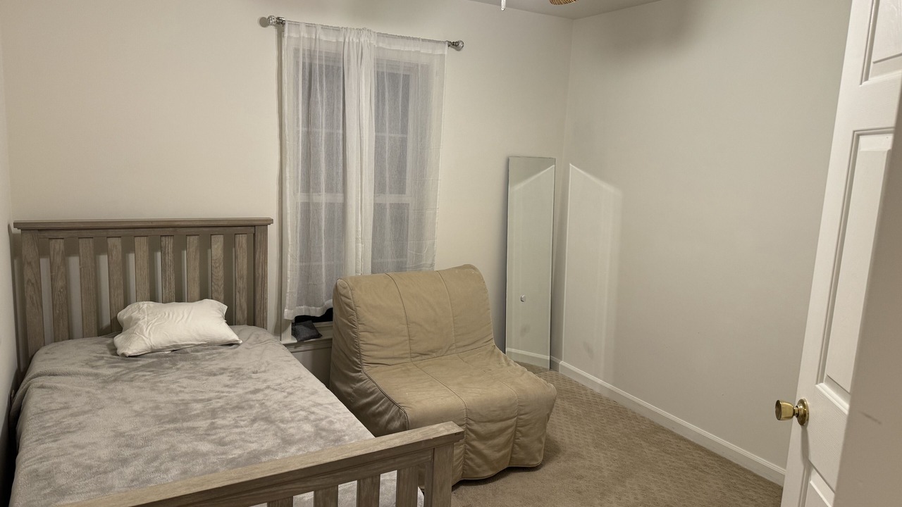 Photo of Bedroom in Garfield Heights