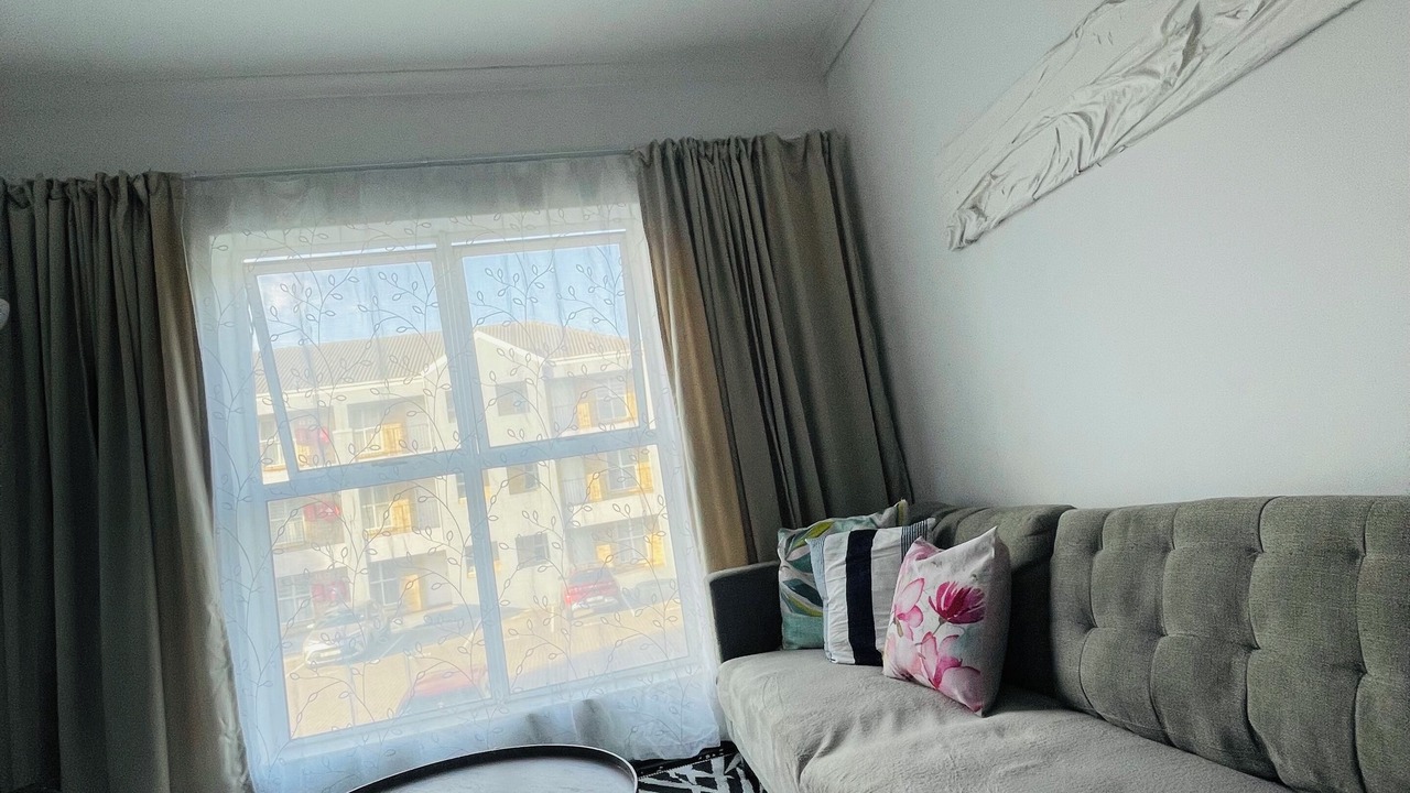 Photo of Livingroom in Kraaifontein