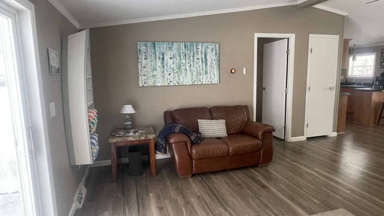 Photo of Livingroom in Lake Arrowhead