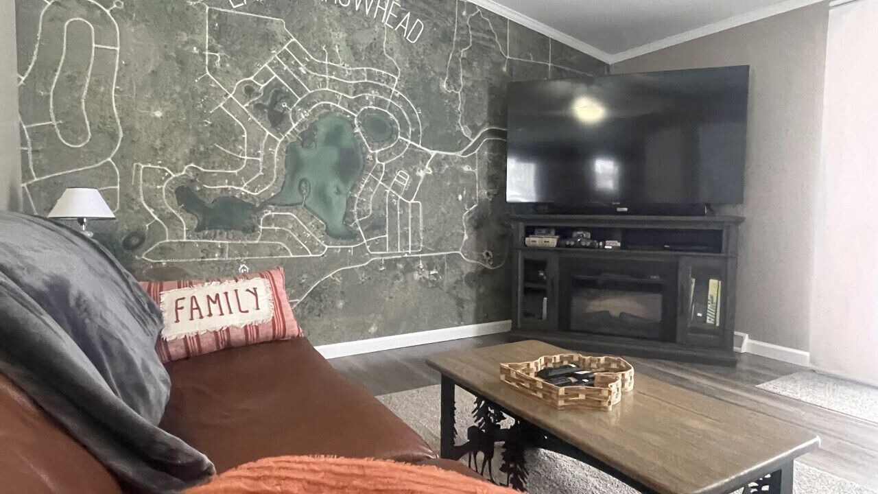 Photo of Livingroom in Lake Arrowhead