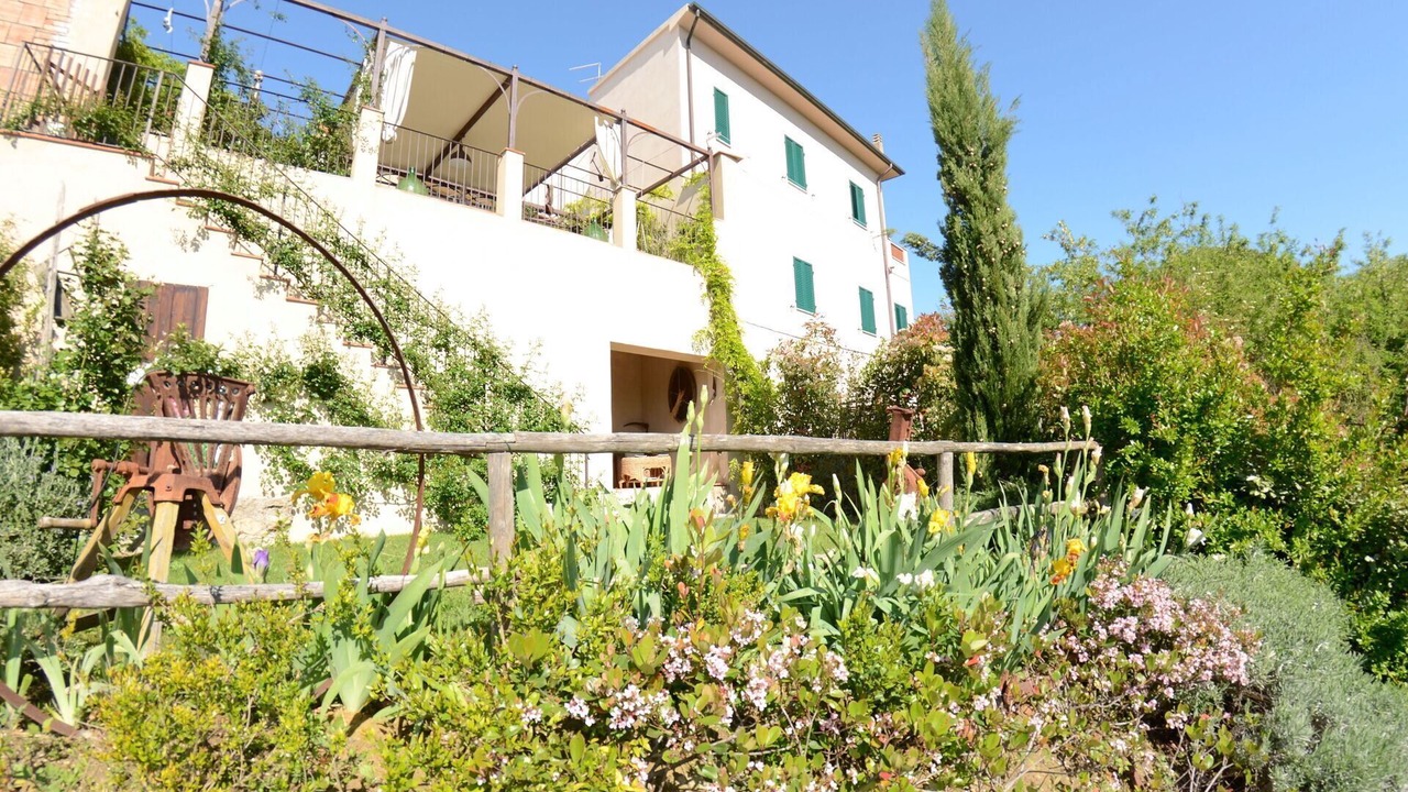 Photo of Outdoor in Aiale