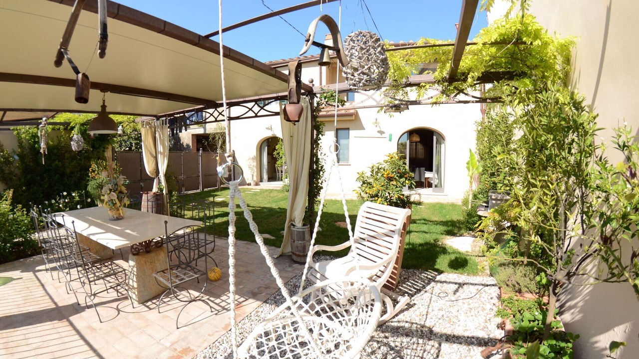 Photo of Outdoor in Aiale