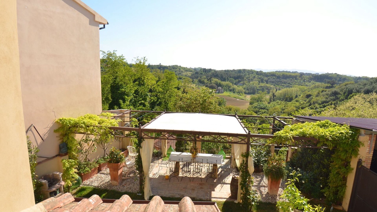 Photo of Patio Balcony in Aiale