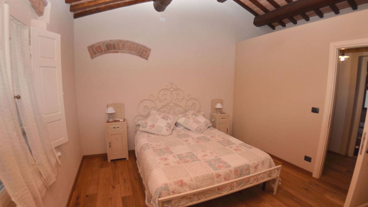 Photo of Bedroom in Aiale