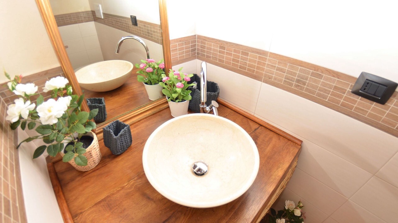Photo of Bathroom in Aiale