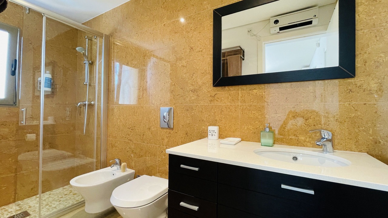 Photo of Bathroom in Castelo