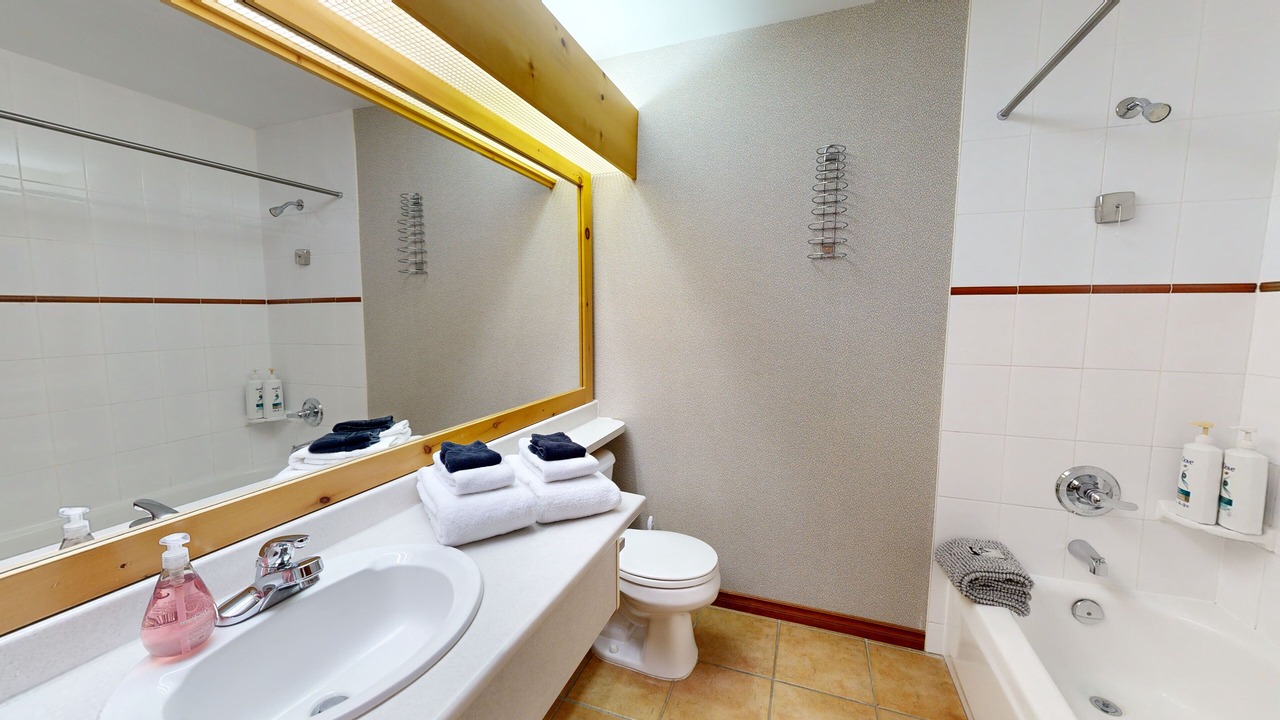 Photo of Bathroom in Sun Peaks