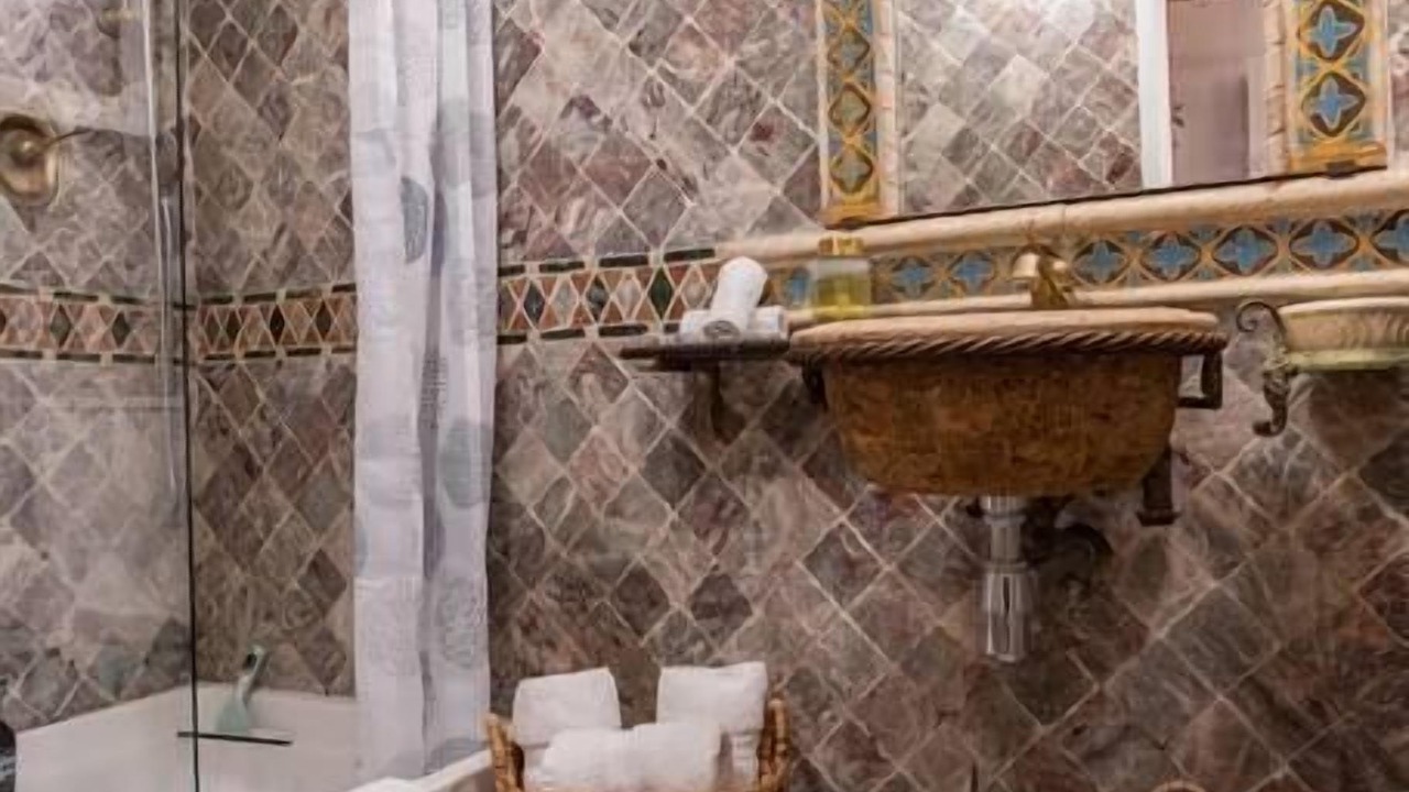 Photo of Bathroom in Old Town
