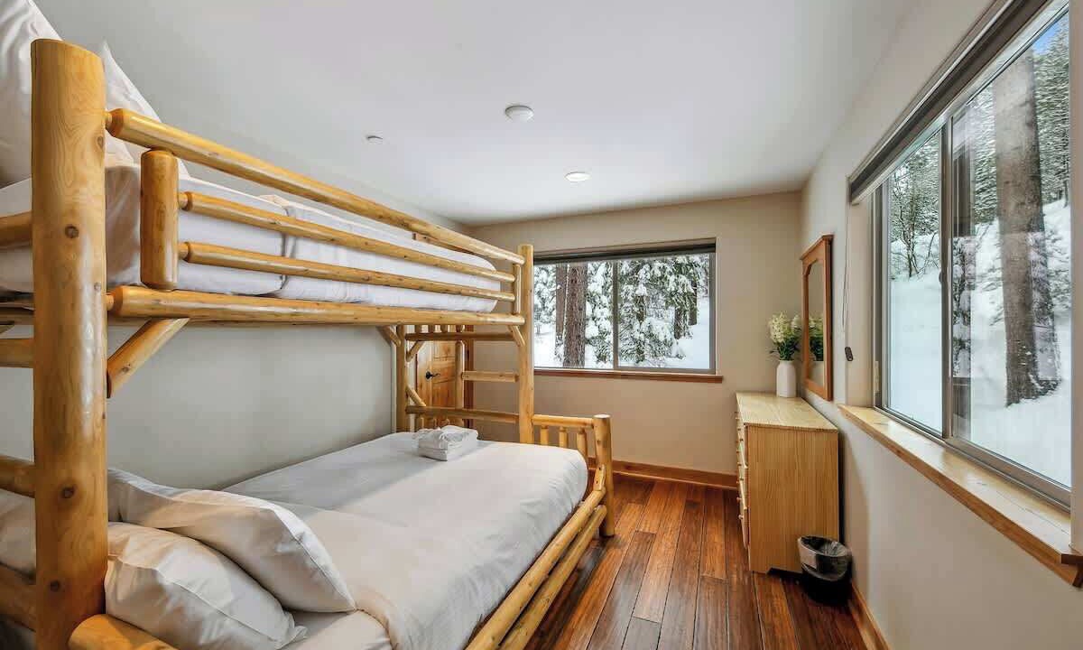 Photo of Bedroom in Pioneer Trail