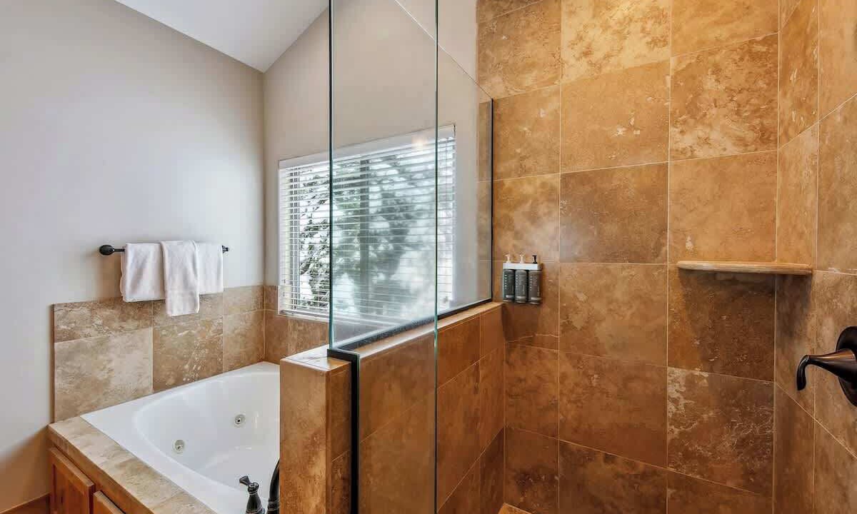 Photo of Bathroom in Pioneer Trail