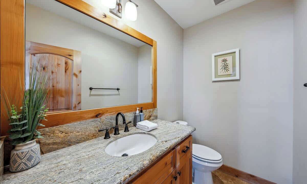 Photo of Bathroom in Pioneer Trail