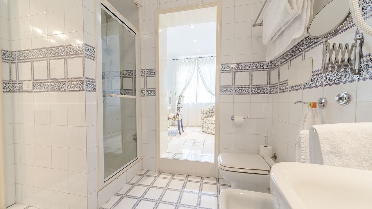 Photo of Bathroom in Zona LIII Tomba di Nerone