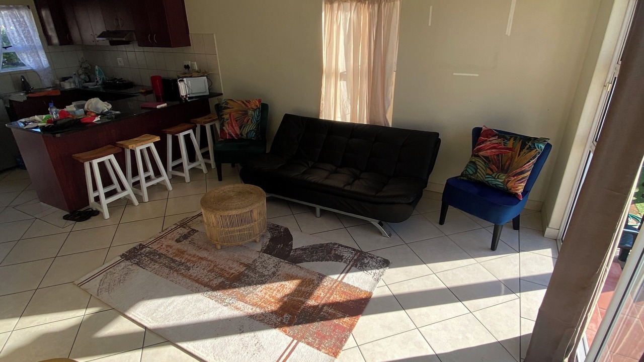 Photo of Livingroom in Muizenberg
