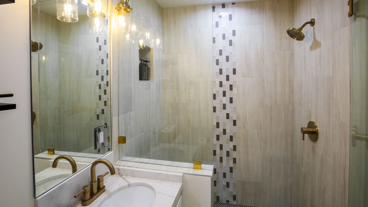 Photo of Bathroom in Silver Strand
