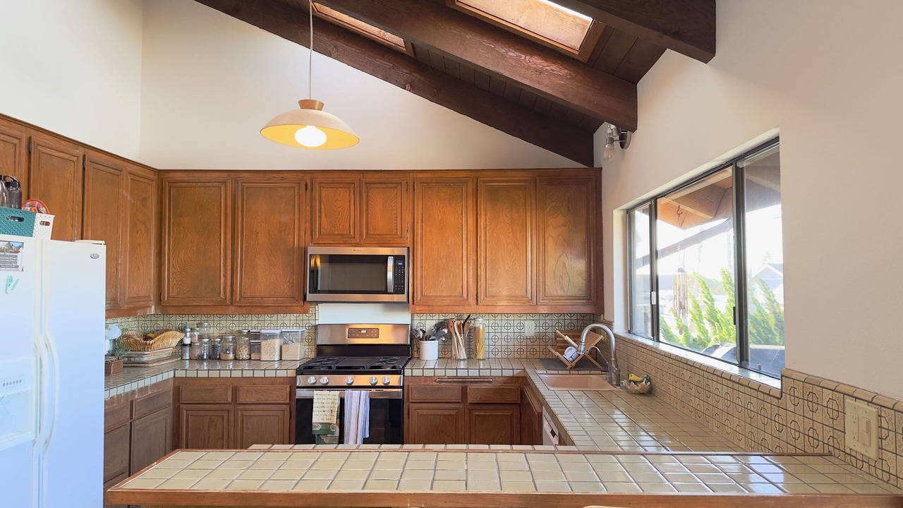 Photo of Kitchen in Pierpont Bay