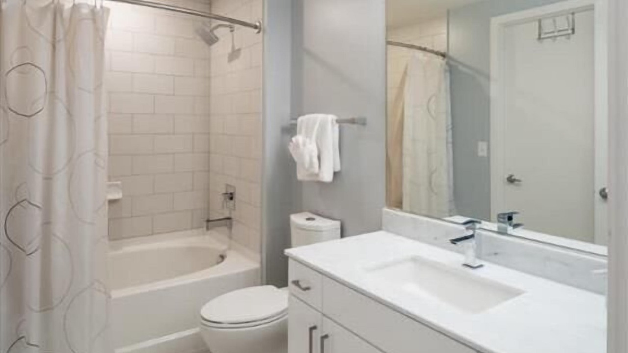Photo of Bathroom in Woodmont Triangle