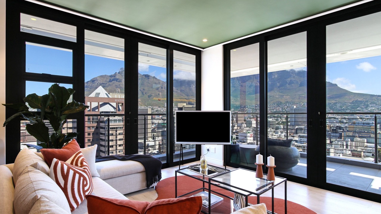 Photo of Livingroom in Cape Town City Centre