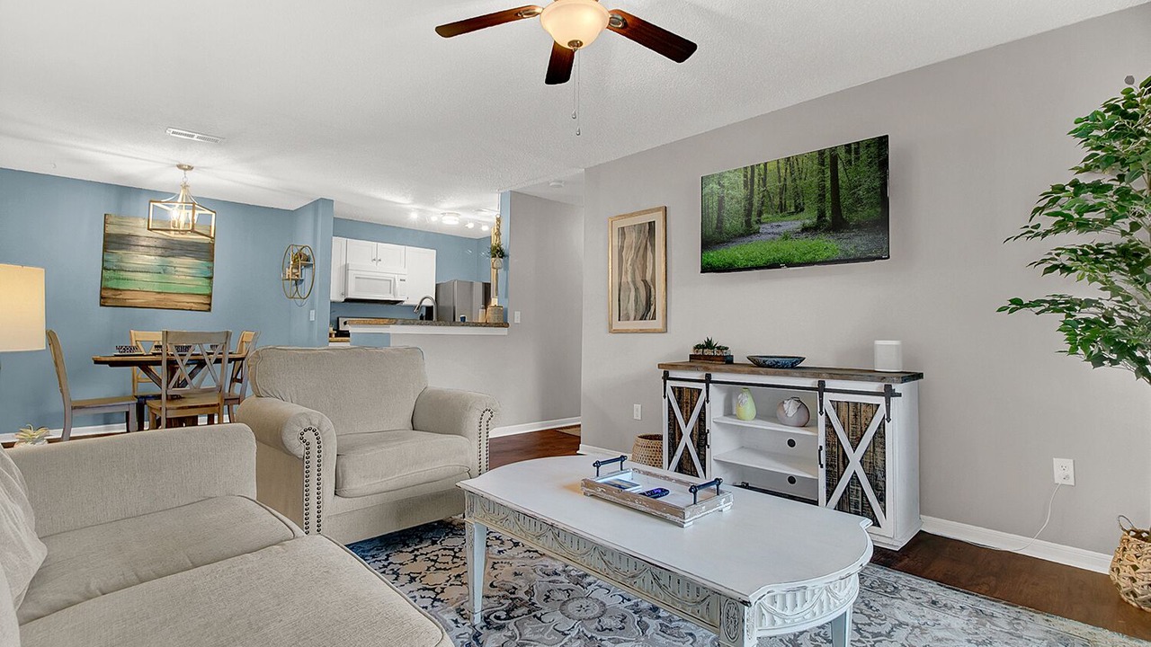 Photo of Livingroom in Mount Pleasant