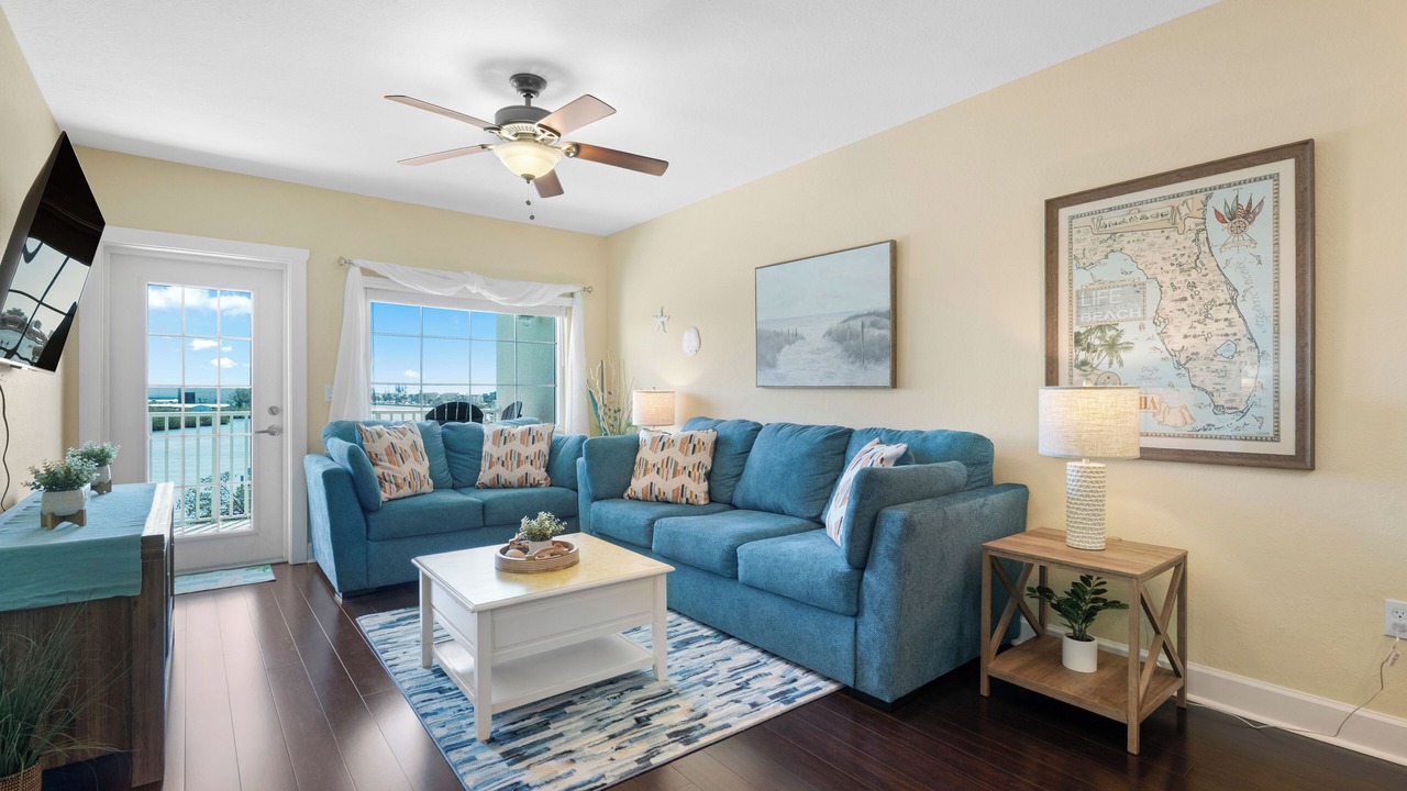 Photo of Livingroom in Independence Square