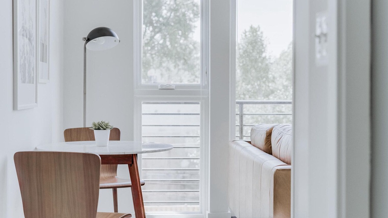 Photo of Livingroom in H Street Corridor