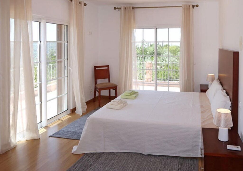 Photo of Bedroom in Sao Bras de Alportel