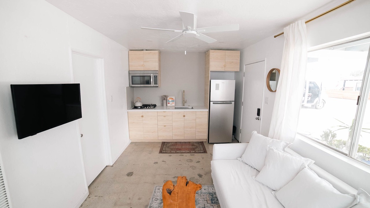 Photo of Livingroom in Silver Strand