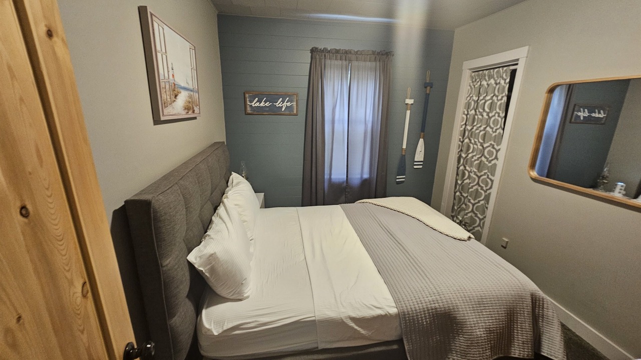 Photo of Bedroom in Eagle River