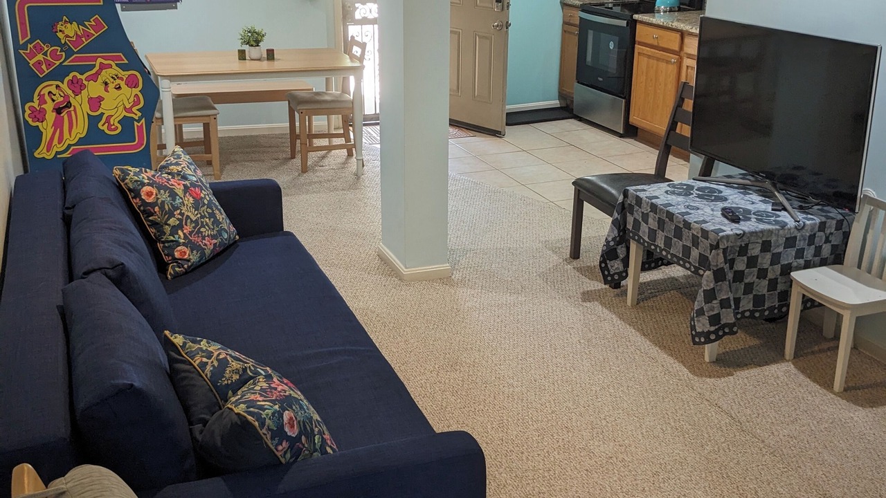 Photo of Livingroom in Petworth