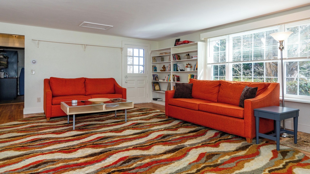 Photo of Livingroom in Charlestown