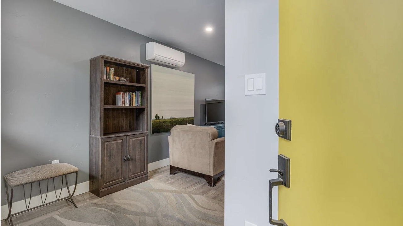 Photo of Livingroom in Alta Heights
