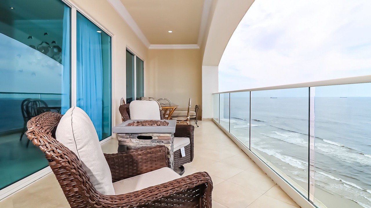 Photo of Patio Balcony in La Joya