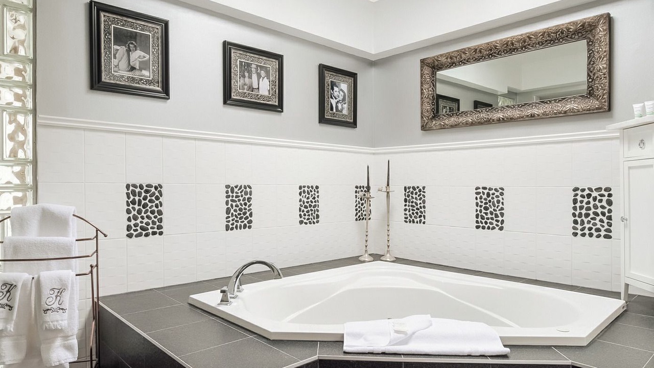 Photo of Bathroom in West End