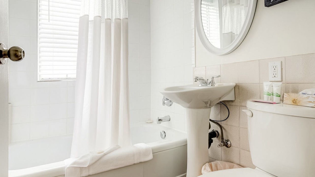 Photo of Bathroom in West End