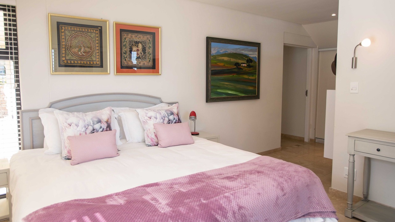 Photo of Bedroom in Camps Bay