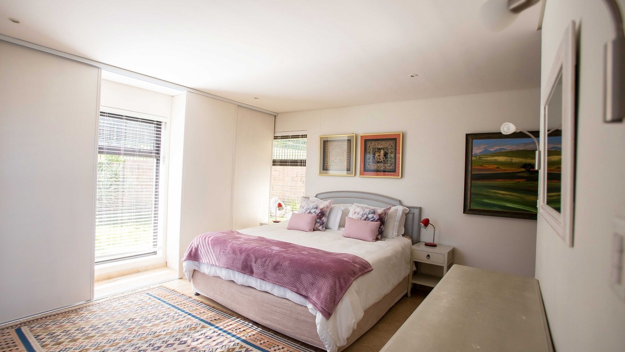 Photo of Bedroom in Camps Bay