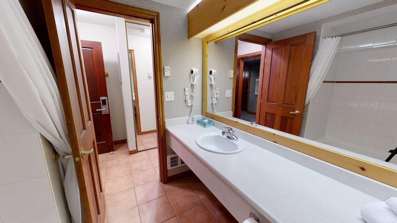 Photo of Bathroom in Sun Peaks